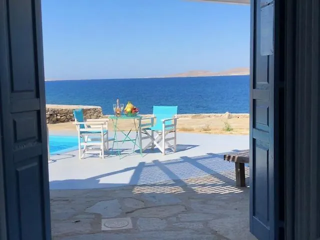 מלון אורנוס Poseidon Secret Blue Pools בית הארחה