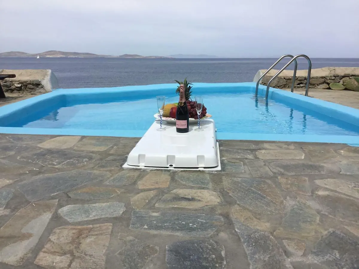 מלון אורנוס Poseidon Secret Blue Pools בית הארחה